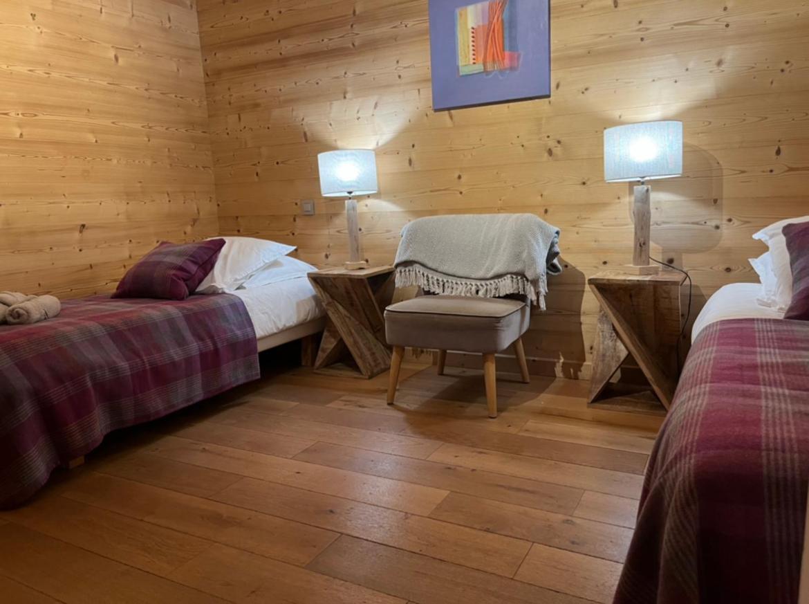 Le Chalet Du Cret - 8 Pers, Tout Confort Avec Jacuzzi نوتر دام دو بيلكومبيه المظهر الخارجي الصورة